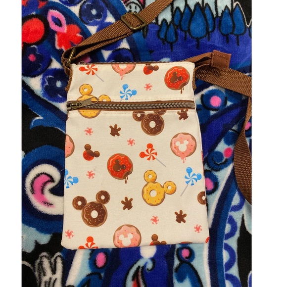 Loungefly Disney Mickey Mouse Sweets crossbody bag - Picture 5 of 14